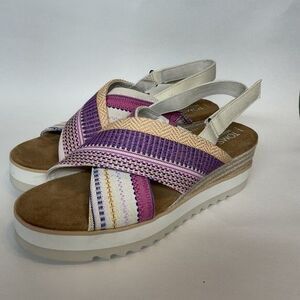 NWOB Toms Diana Crossover Platform Wedge Sandals Women Size 12 Fuchsia Pink/Purp